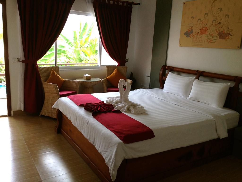 Ropanha Boutique Hotel Сиханоуквил Екстериор снимка