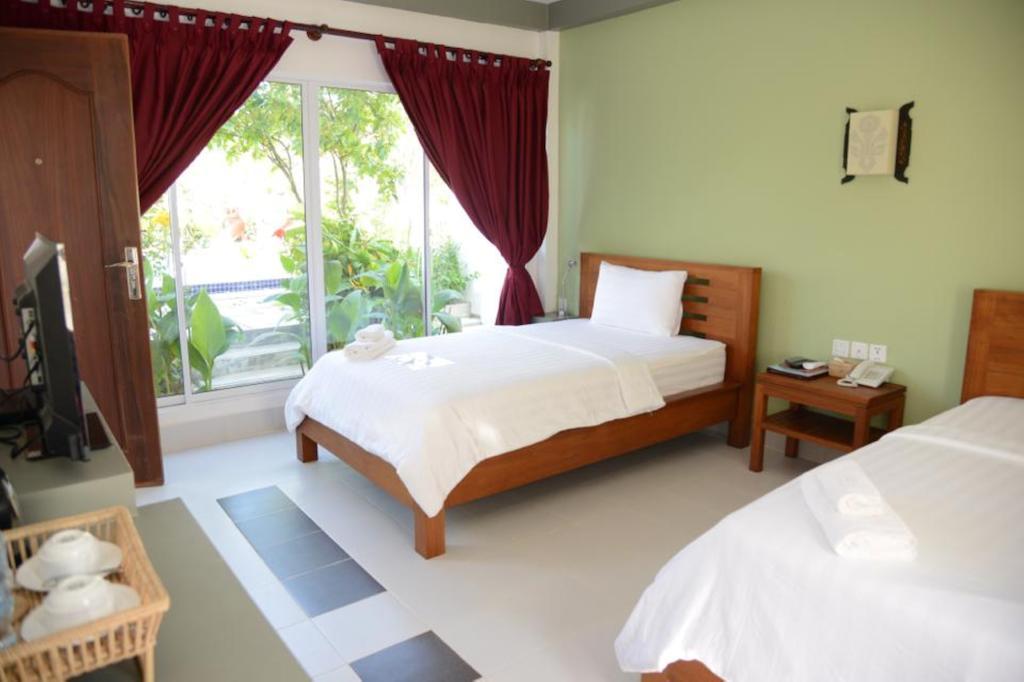 Ropanha Boutique Hotel Сиханоуквил Екстериор снимка
