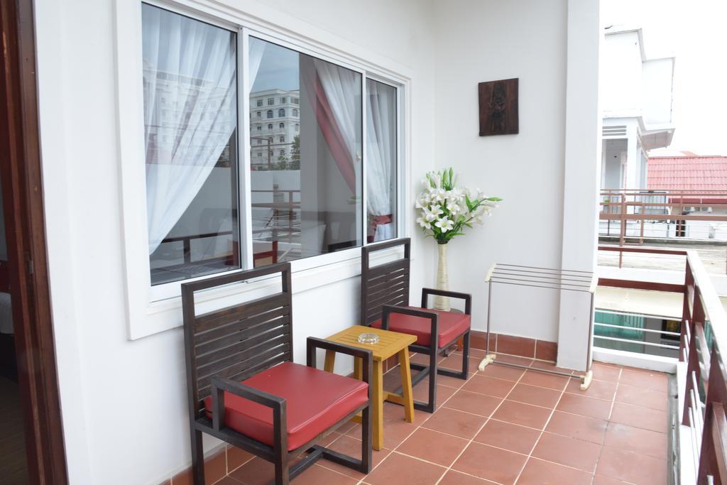 Ropanha Boutique Hotel Сиханоуквил Екстериор снимка