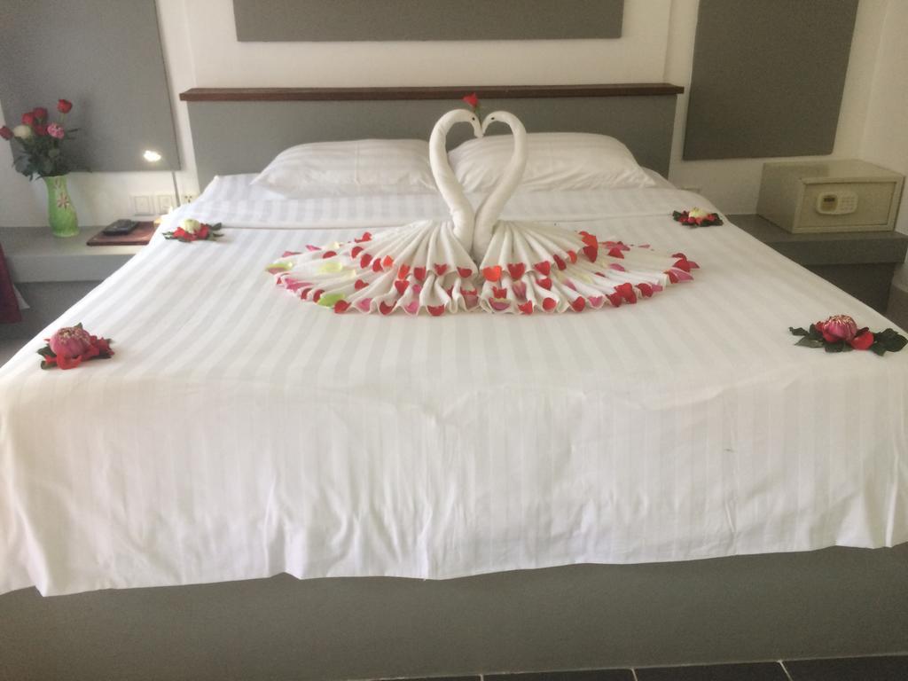 Ropanha Boutique Hotel Сиханоуквил Екстериор снимка