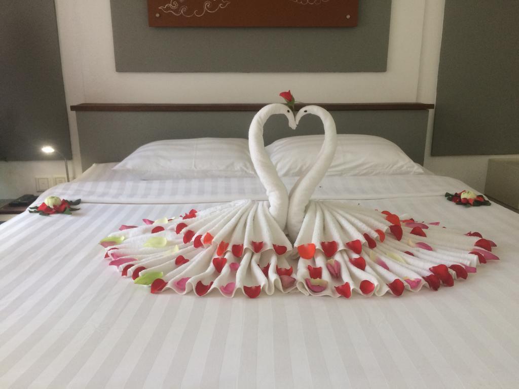 Ropanha Boutique Hotel Сиханоуквил Екстериор снимка