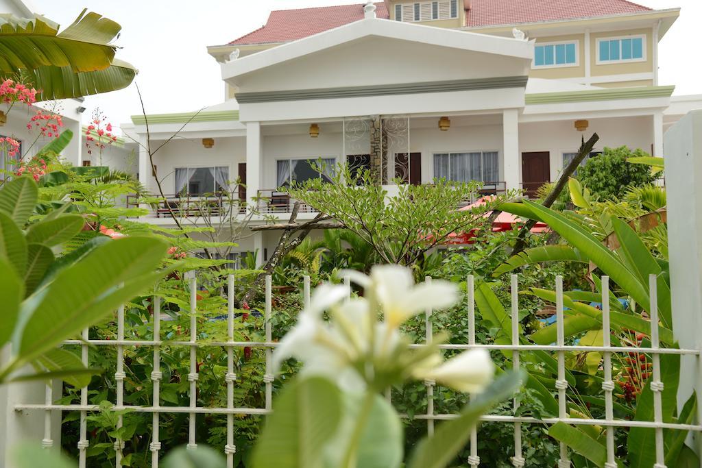 Ropanha Boutique Hotel Сиханоуквил Екстериор снимка