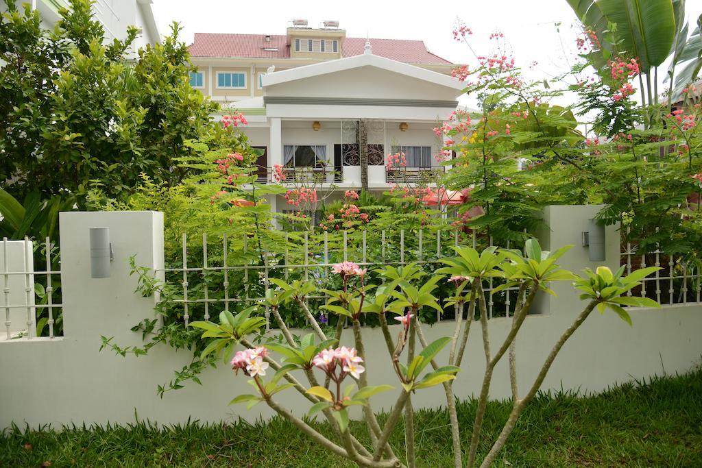 Ropanha Boutique Hotel Сиханоуквил Екстериор снимка