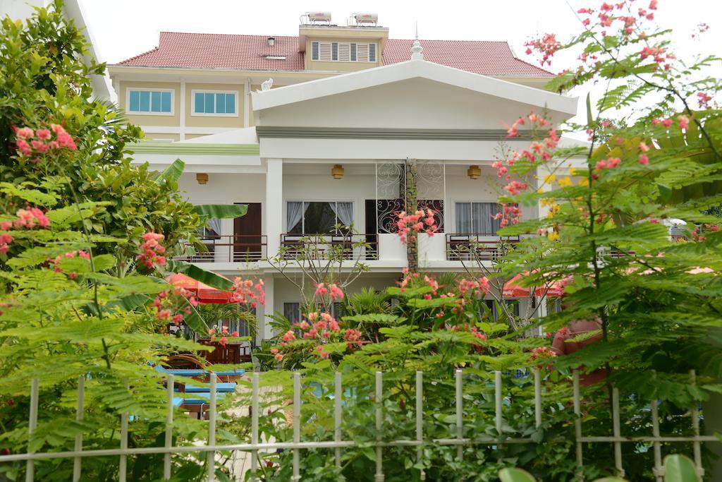 Ropanha Boutique Hotel Сиханоуквил Екстериор снимка