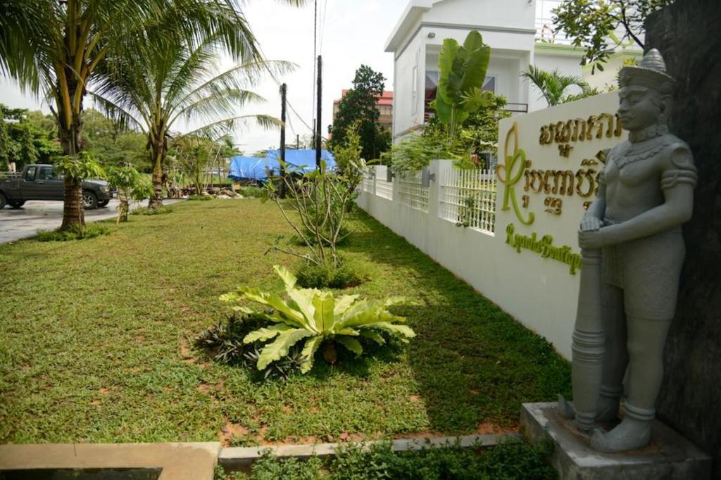 Ropanha Boutique Hotel Сиханоуквил Екстериор снимка